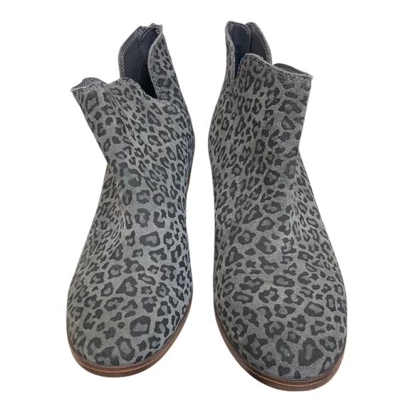 Michael by Michael Shannon Nadya Gray Suede Leopard Low Heel Booties SZ 8 - Picture 3 of 8